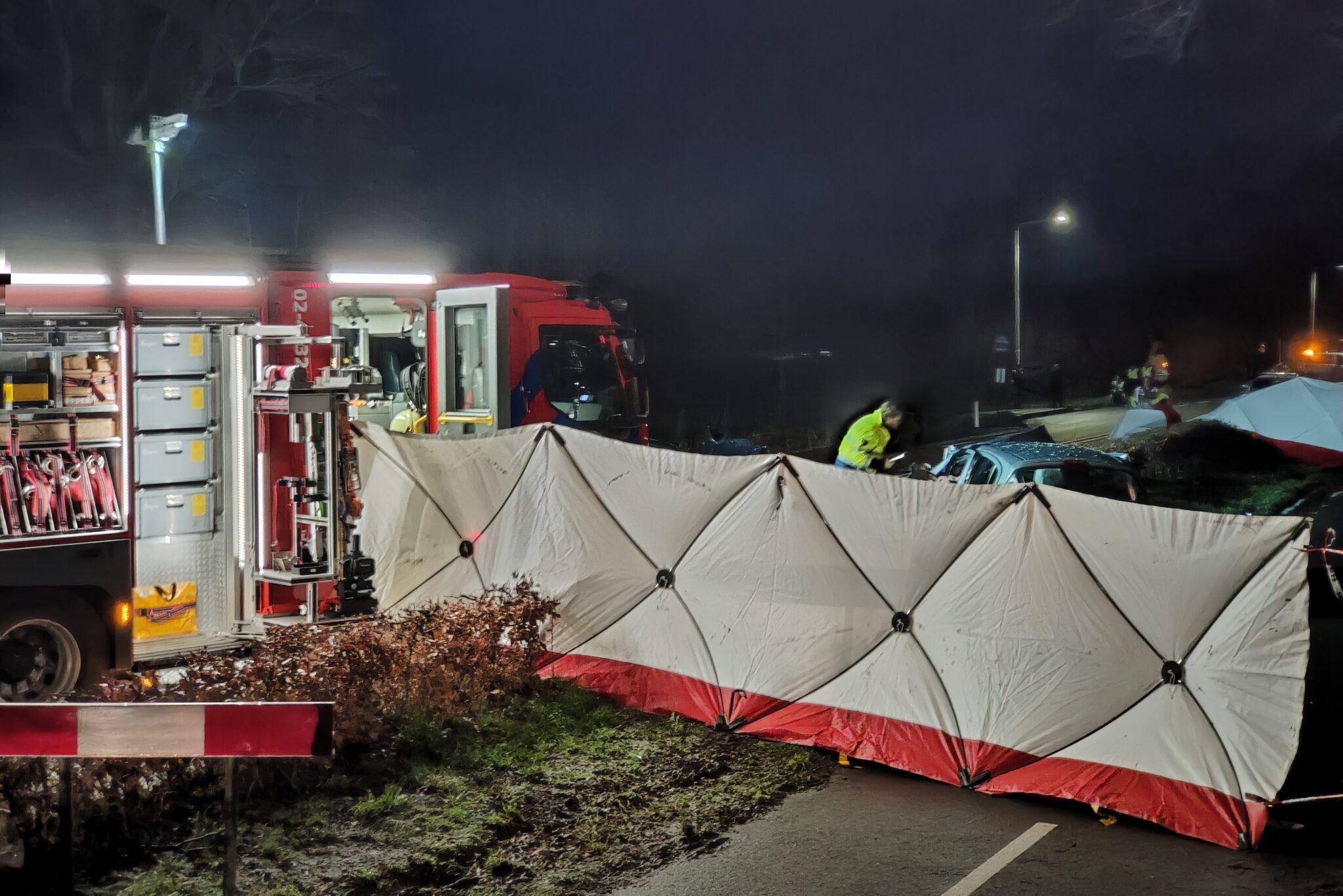 Drie Doden Na Zeer Ernstige Frontale Aanrijding Kootstertille Friesland