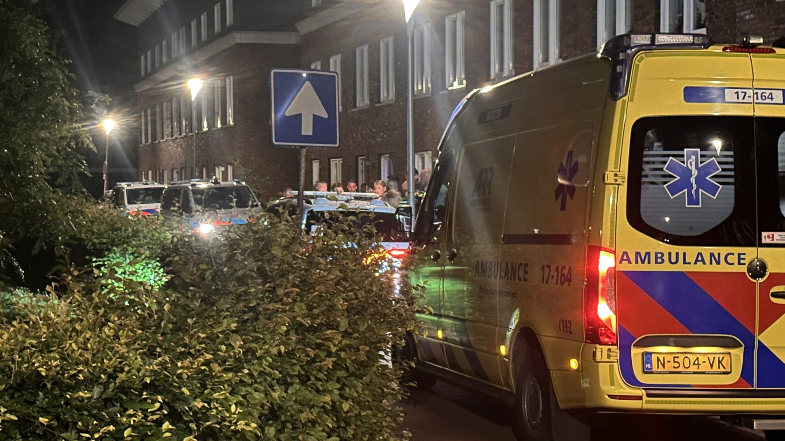 Minderjarige (15) neergestoken na belletje lellen in Heenvliet