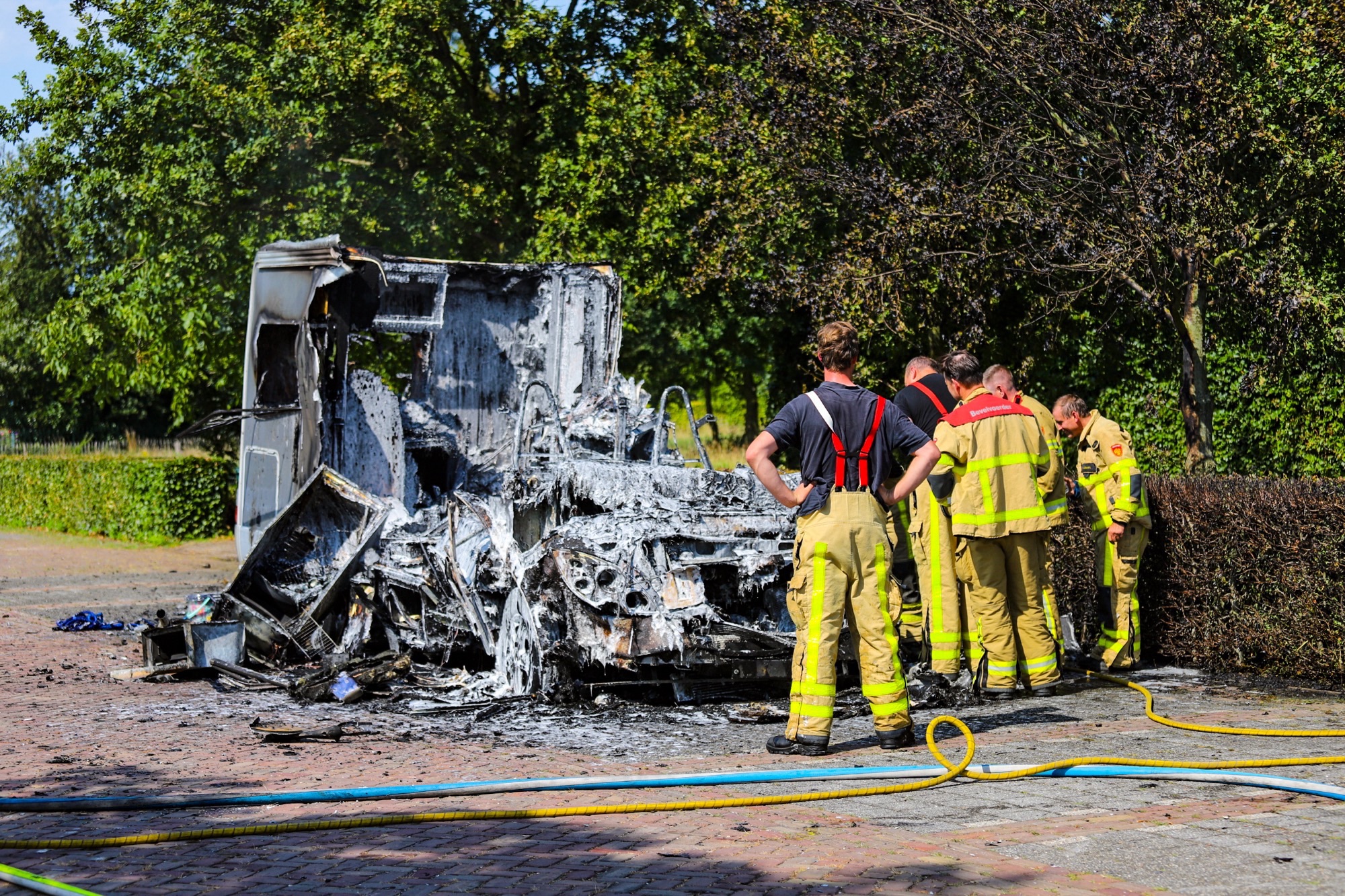 Camper volledig afgebrand Twelloseweg Terwolde
