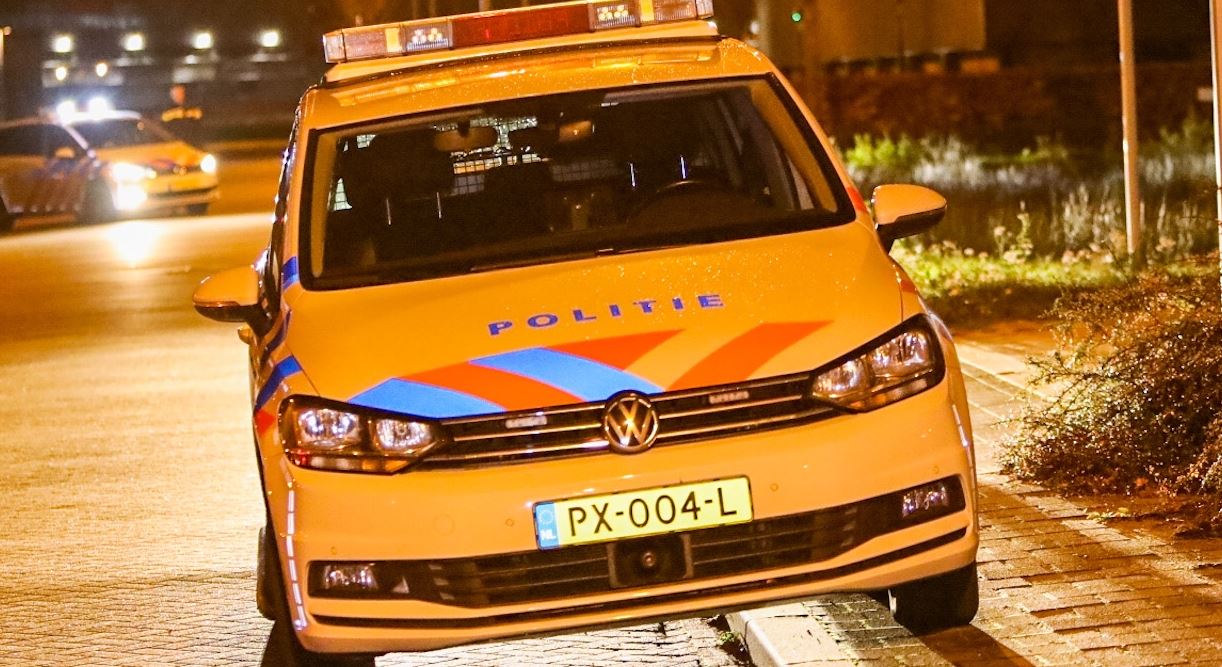 Alerte fietsster vind meisje in sloot, omstanders starten reanimatie