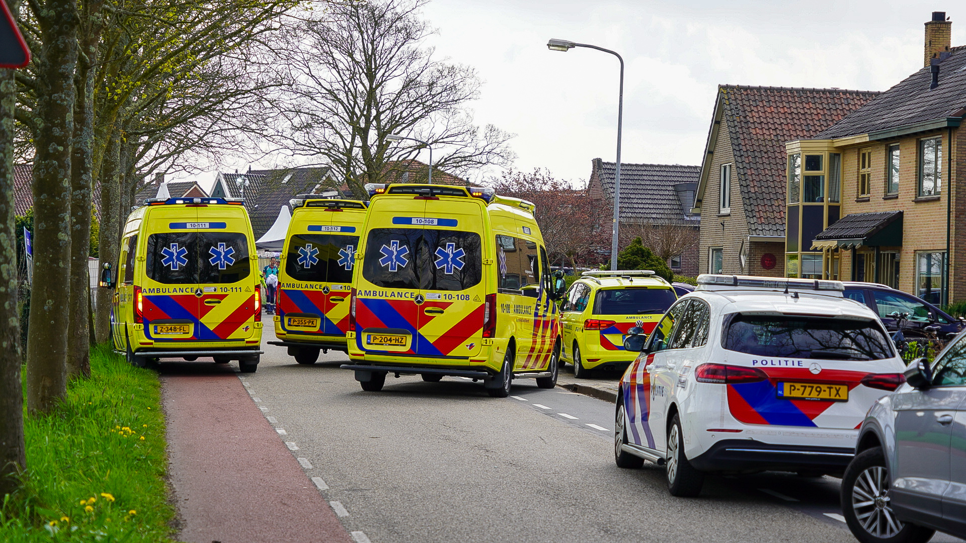 Drie personen in schapenpakken in brand tijdens kermis