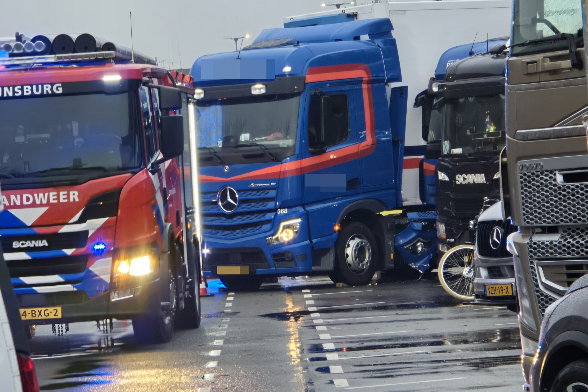 Dode na ernstig ongeval met vrachtwagen