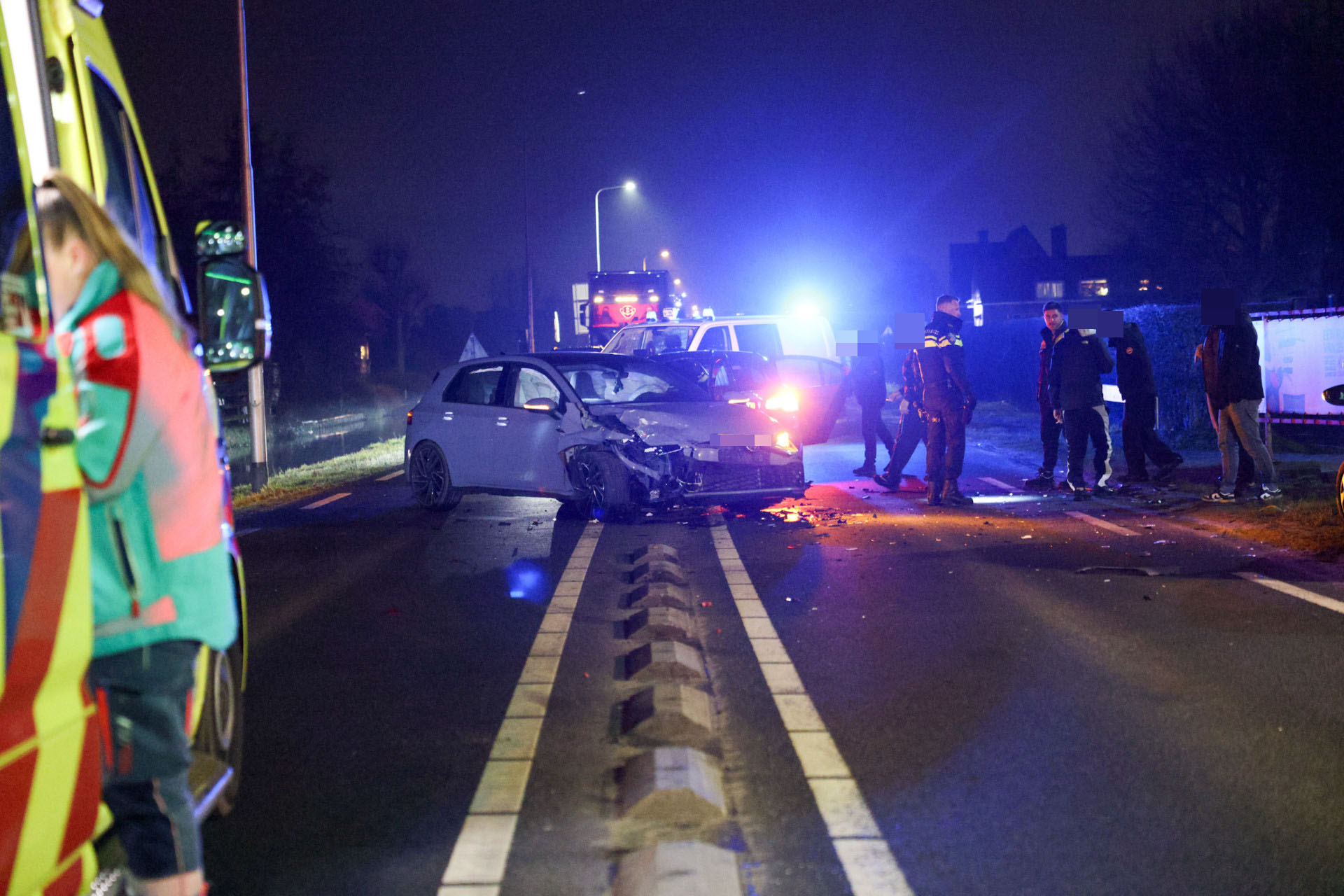 Flinke ravage na ongeval tussen twee auto’s