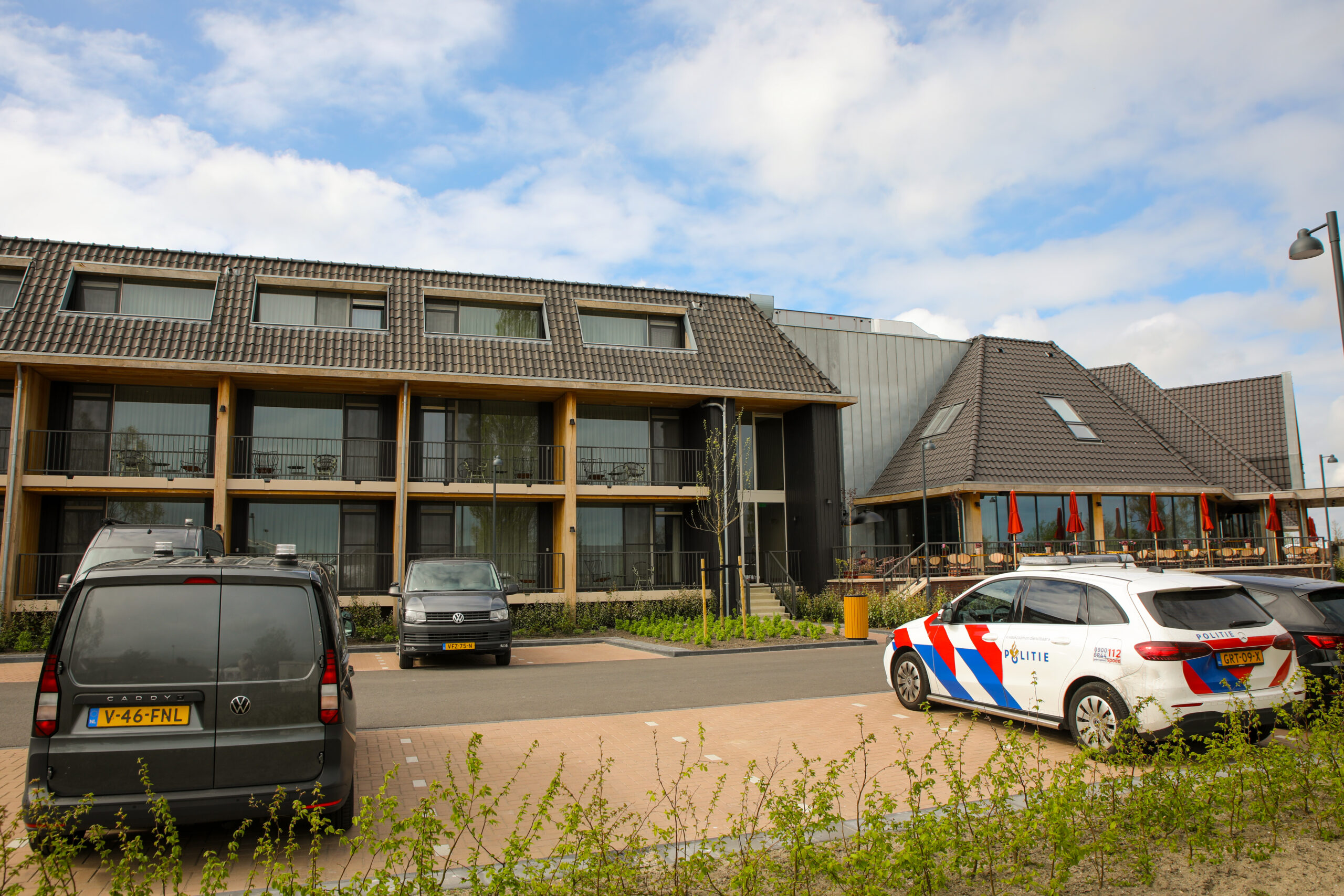 Overleden man (37) onder verdachte omstandigheden aangetroffen in hotelkamer