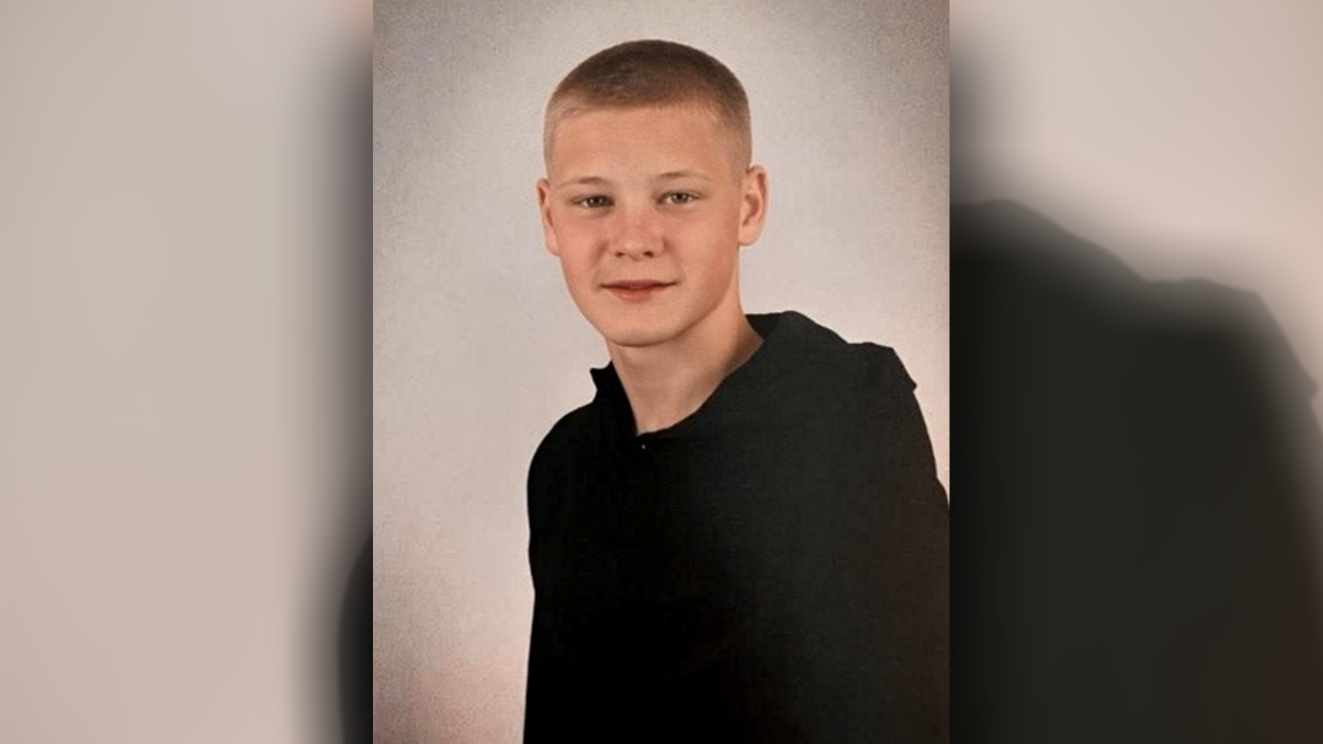 Politie: Mogelijkheid dat vermiste Maxim (14) naar Polen of verder ...