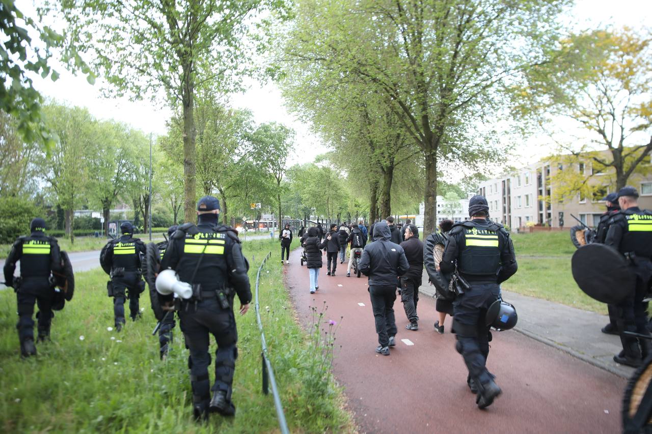 Opnieuw aanhoudingen bij nieuwe demonstratieavond in Apeldoorn
