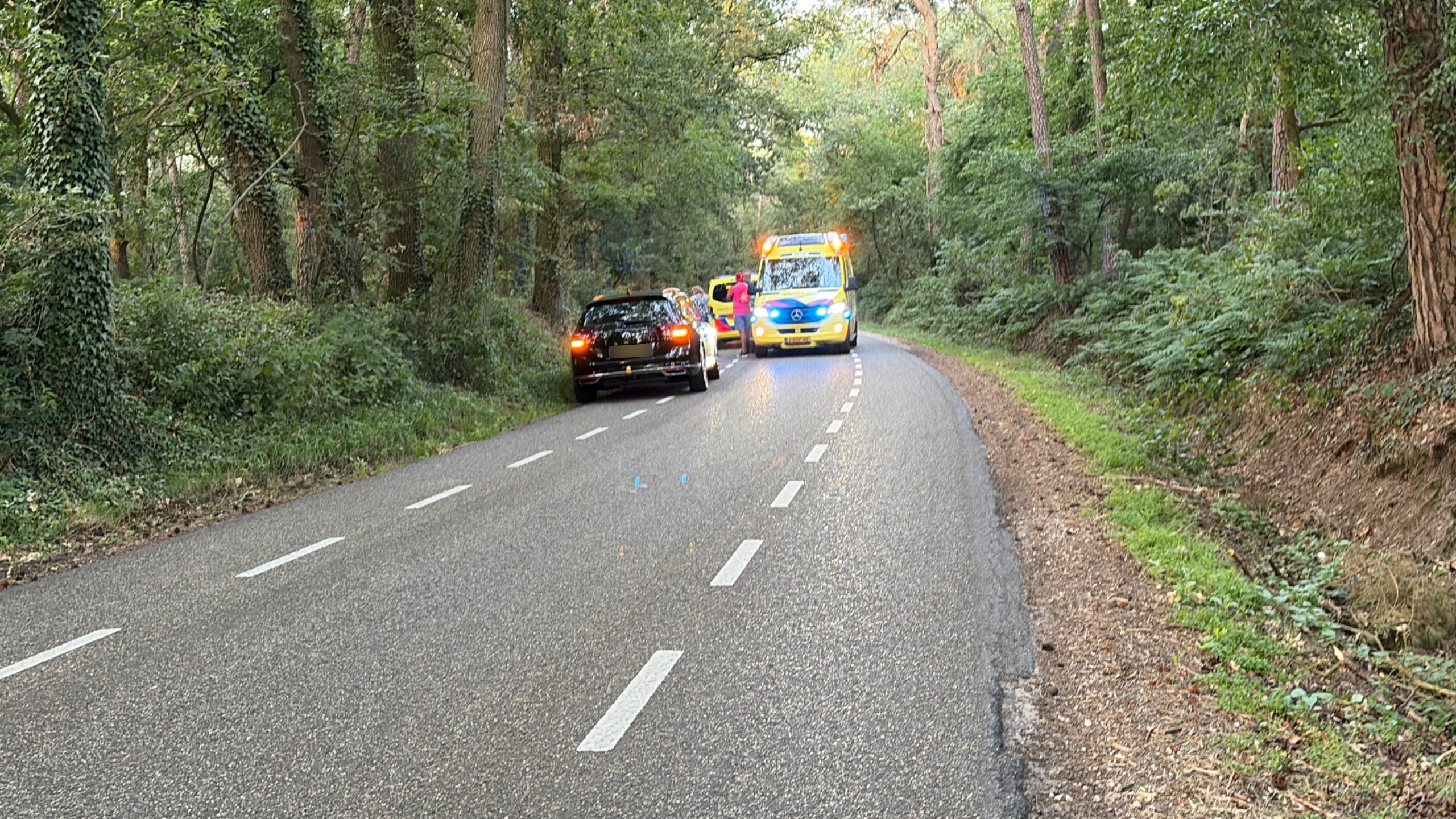Fietser gewond na botsing; slachtoffer naar ziekenhuis