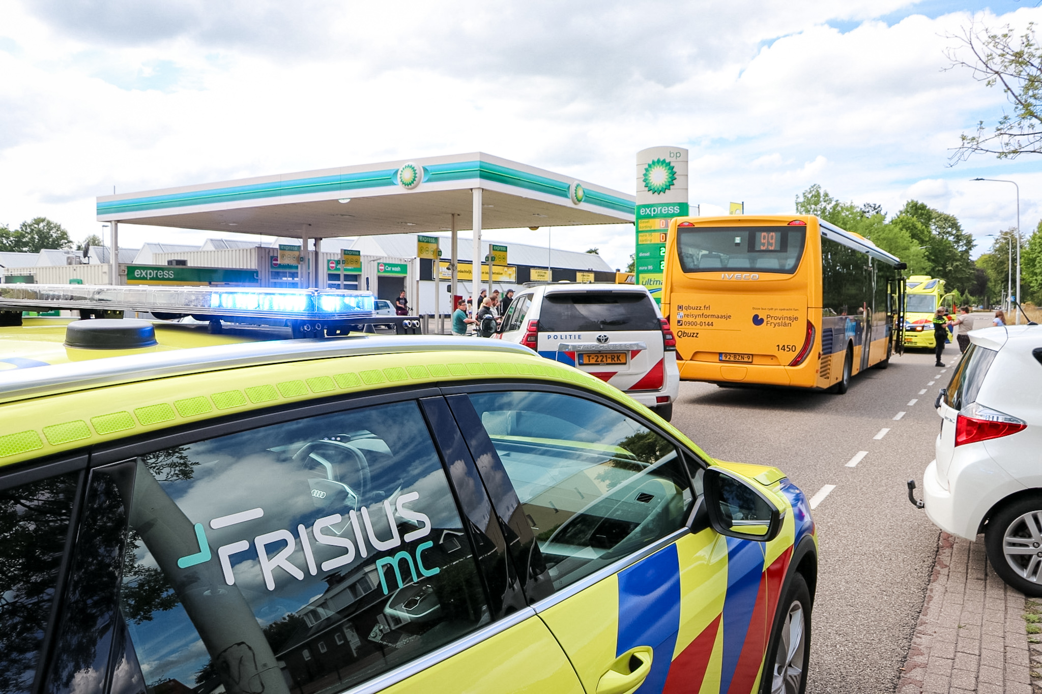 Fietser ernstig gewond na ongeval met lijnbus in Joure