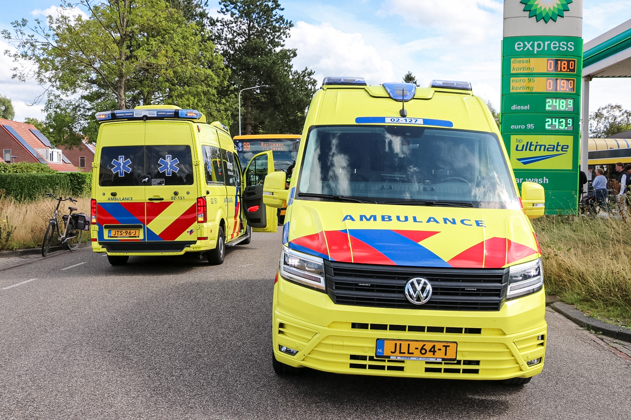 Fietser ernstig gewond na ongeval met lijnbus in Joure