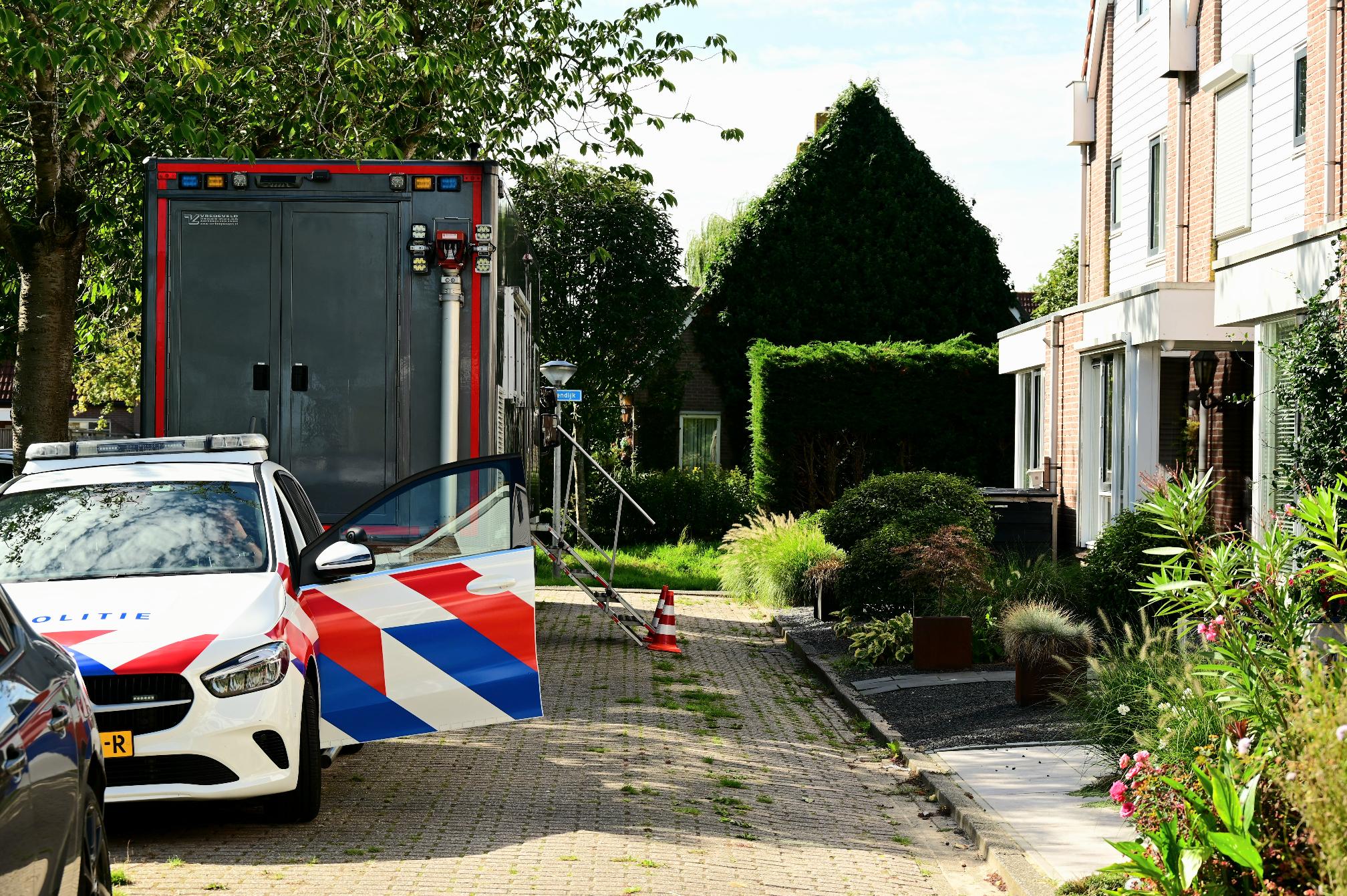 Overleden vrouw aangetroffen in woning aan Loeffendijk in Middenbeemster
