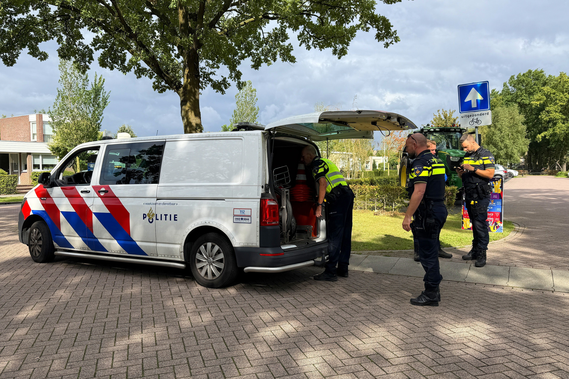 14 jarige vlucht met motorscooter en botst op tractor in Gemert