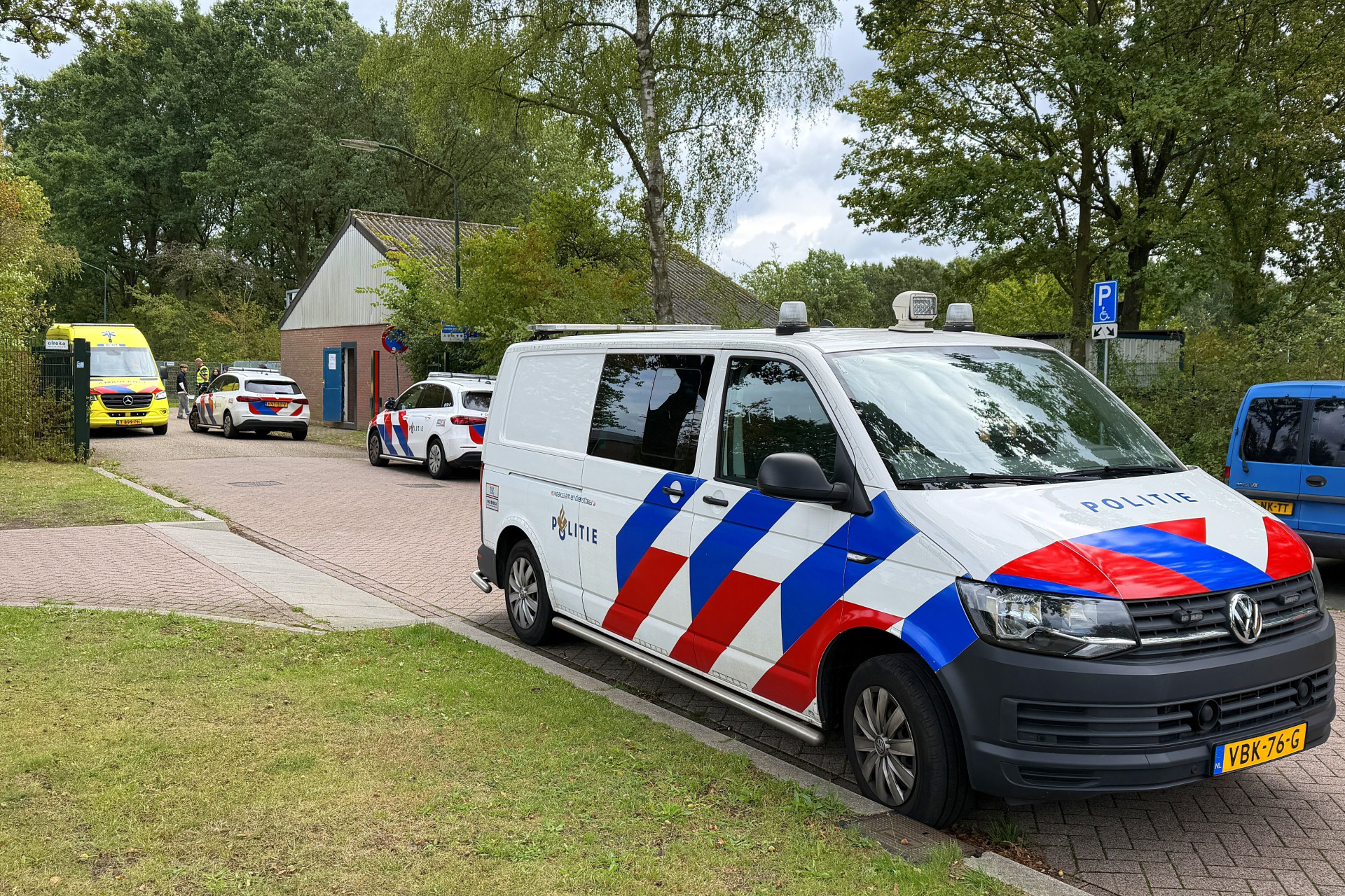 14 jarige vlucht met motorscooter en botst op tractor in Gemert