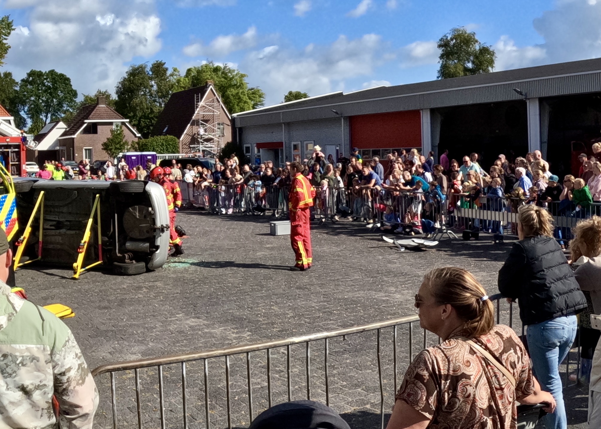 Veel bekijks tijdens open dag Brandweer Veendam