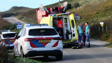Traumahelikopter landt na ongeval aan Lepelaarsweg in Callantsoog