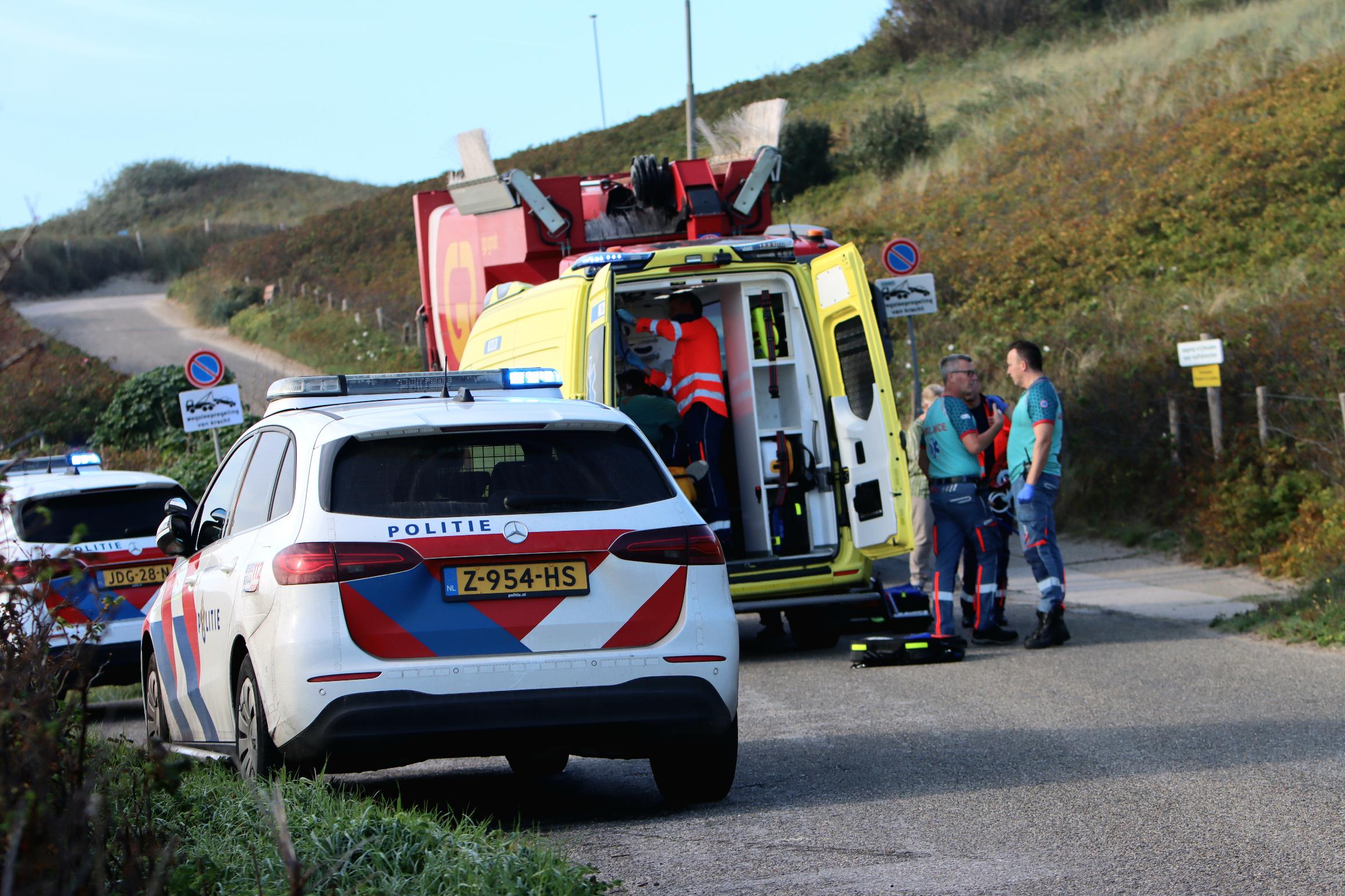 Traumahelikopter landt na ongeval aan Lepelaarsweg in Callantsoog