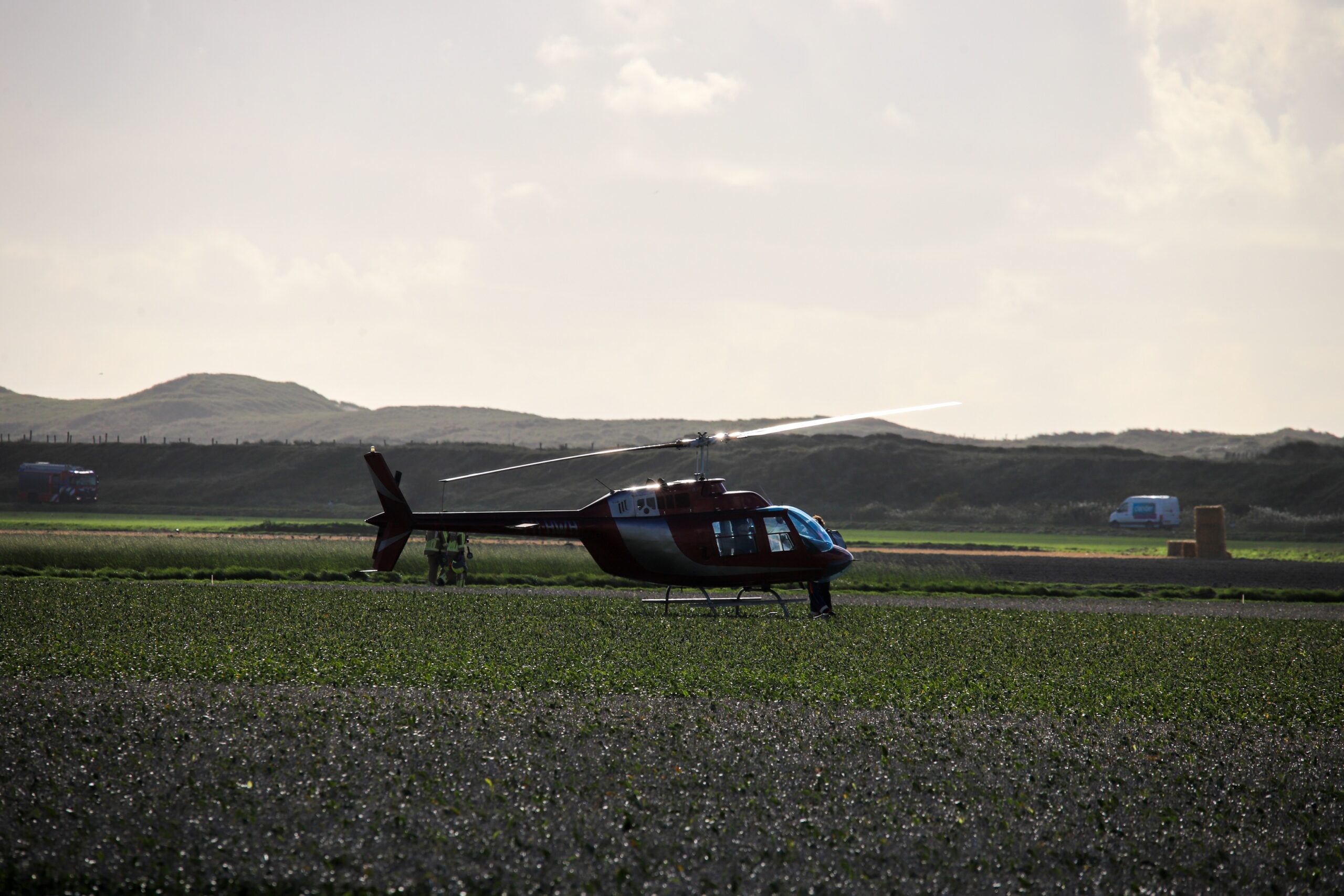 UPDATE: Helikopter mogelijk neergestort nabij Julianadorp: grote inzet hulpdiensten