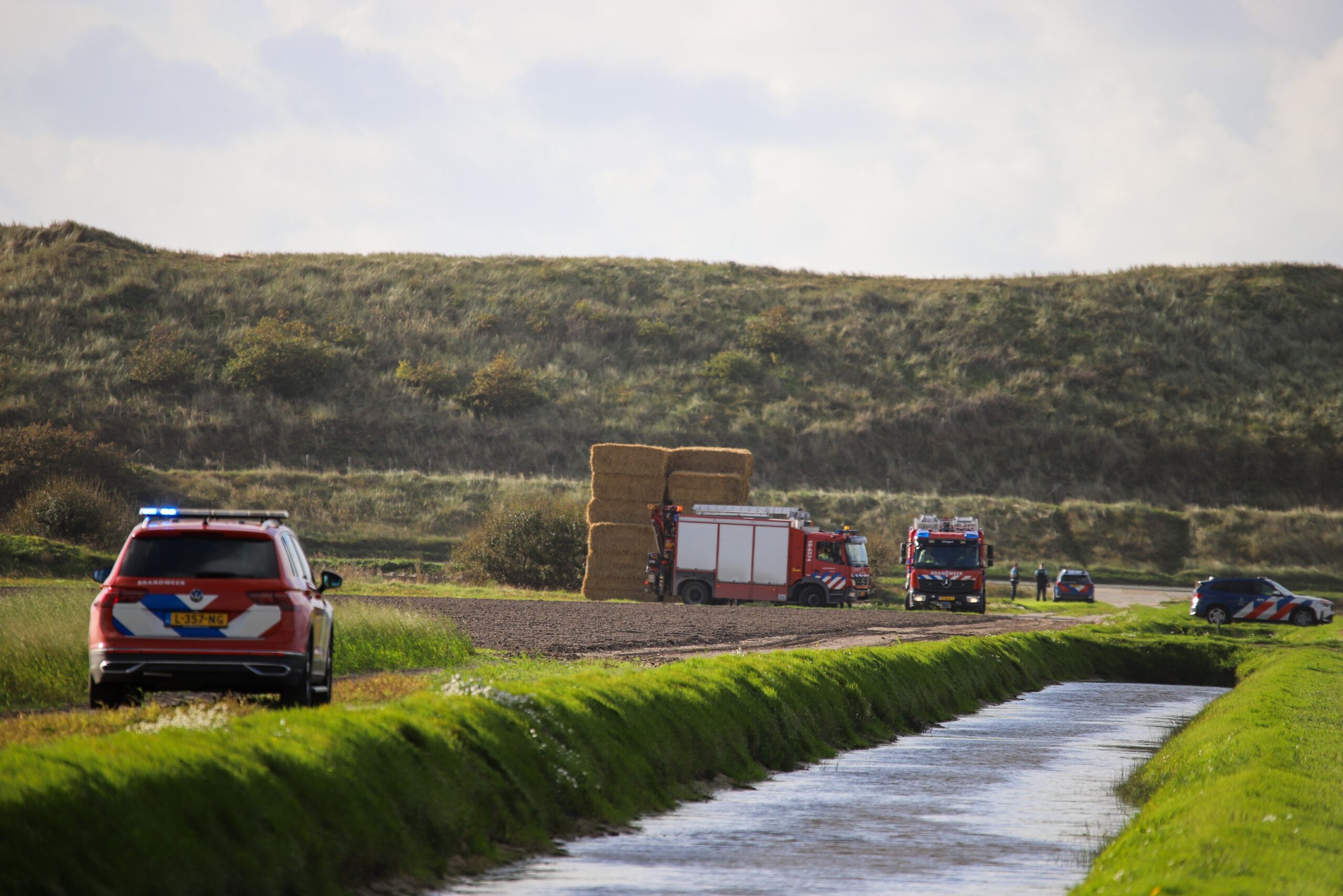 UPDATE: Helikopter mogelijk neergestort nabij Julianadorp: grote inzet hulpdiensten