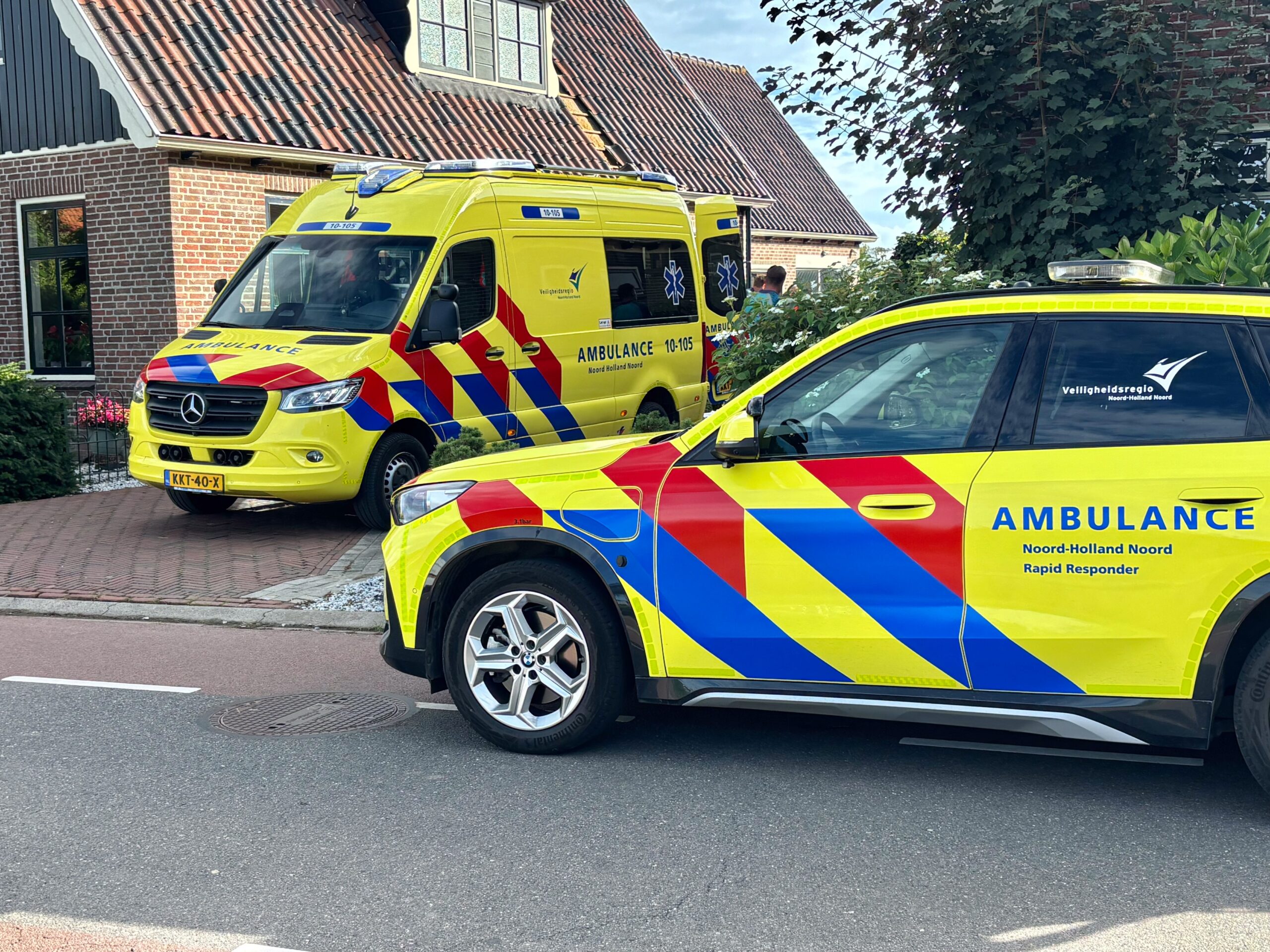 Man ernstig gewond geraakt na val van ladder, traumahelikopter ter plaatse