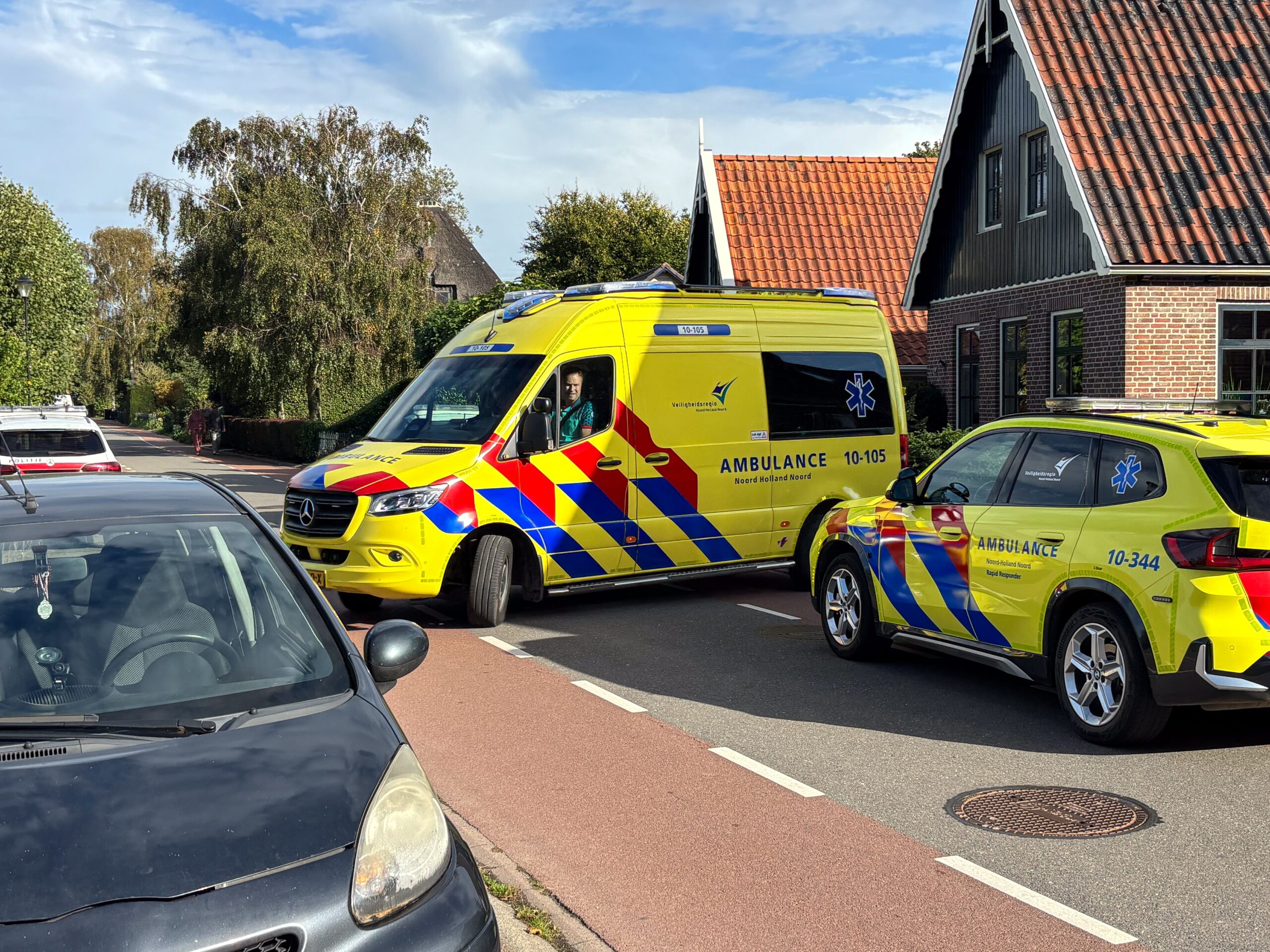 Man ernstig gewond geraakt na val van ladder, traumahelikopter ter plaatse