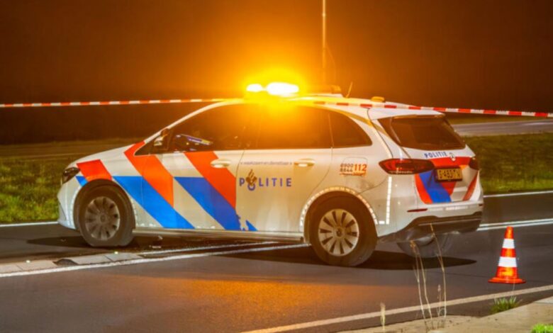 stock_ Politie-Amber-Afzetting_ avond